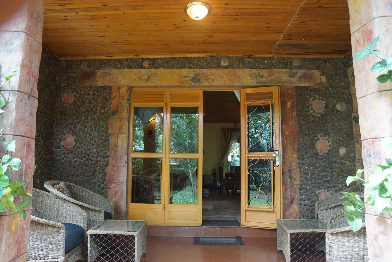 Country Lake Resort Garuga Entebbe Zewnętrze zdjęcie